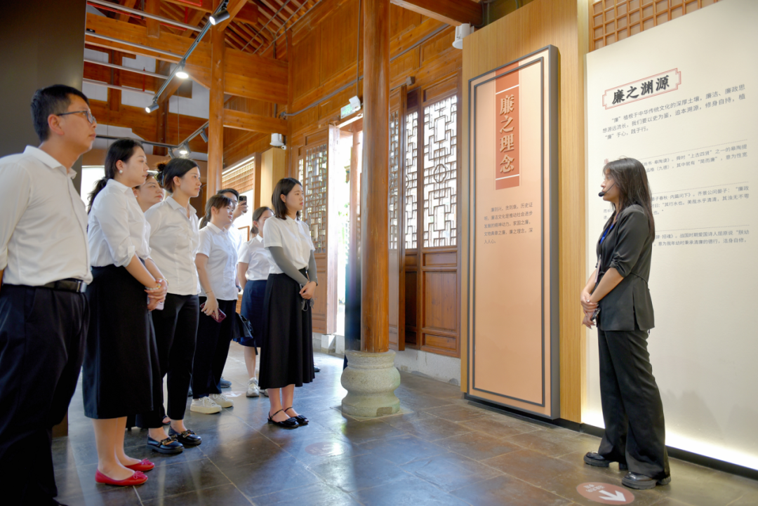 1759193121195371.jpg 8.jpg